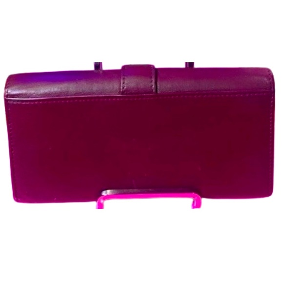 GUCCI Long Leather Wallet, EUC - Picture 2 of 11